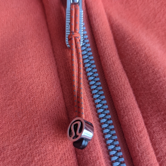 Scuba Hoodie Lululemon - Picture 4 of 5